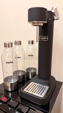 Aarke Carbonator Soda Maker with 3 Reusable Bottles - Black