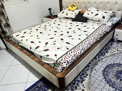 Modern Upholstered Bed Frame with Tufted Headboard