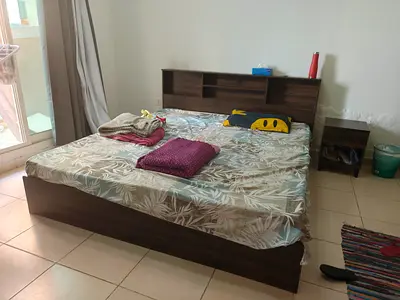King Size modern Bed + mattress + side table + dressing table ( like new)