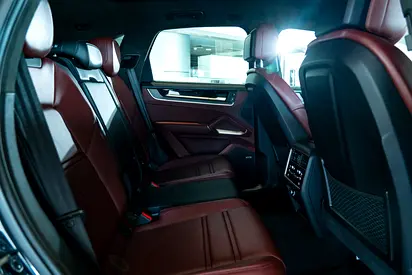 2024 Porsche CAYENNE — миниатюра 15