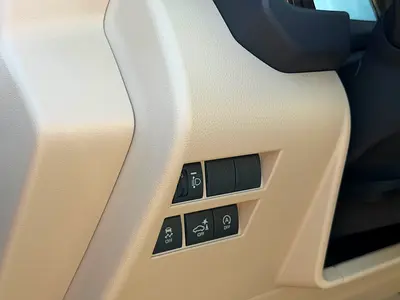 Toyota Land Cruiser GXR, миниатюра 12