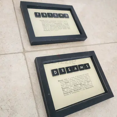 Set of 2 framed word art prints - Friend and Dreams (black wooden frames)