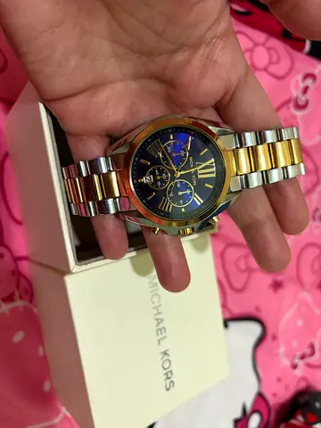 ✨ PRE OWNED ORIGINAL Michael Kors Watch for 200 AED✨ (PRELOVED)