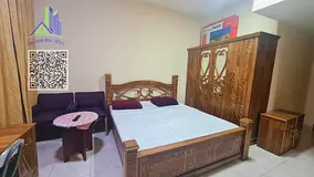 Studio-monthly rent-all inclusive -furnished -clean furniture