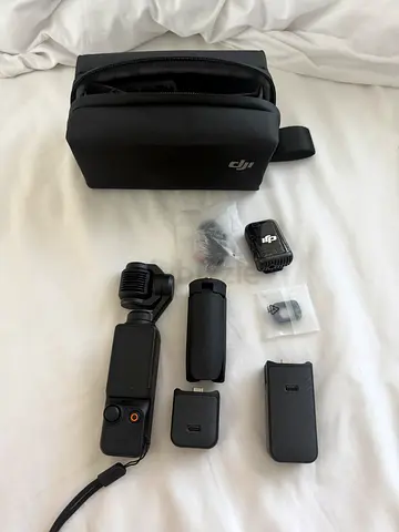 DJI Osmo Pocket 3 Creator Combo – Like New
