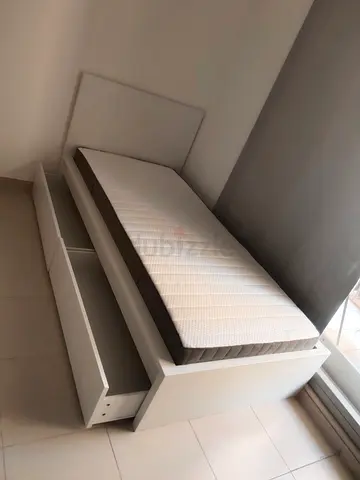 Malam single  bed 90/200cm bed and Ikea mattress is available in excellent condition,