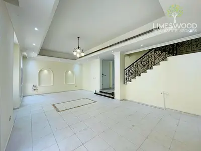 Well-Maintained 3BR Villa | Private Entrance
