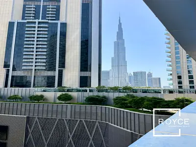 Fully Furnished | Upgraded | Mid Floor | Available