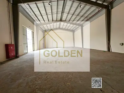 Industrial warehouse with a large yard, ready for operation, for annual rent in Umm Al Quwain | 100 kW electricity power