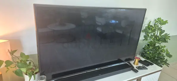 LG 55 inch UHD TV