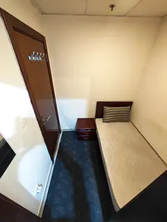 JLT SMALL ROOM FOR RENT