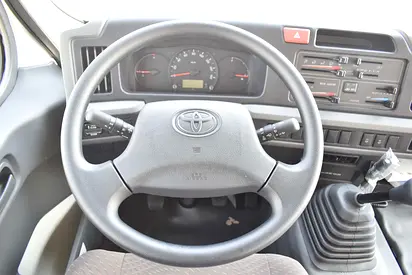 2025 Toyota COASTER 缩略图 20