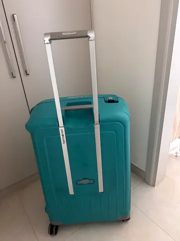 Samsonite S-cure lightweight teal hard-shell roller suitcase (good condition)