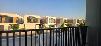 3BR Townhouse | Ready to Move | Furnished