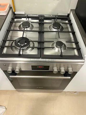 Bosch Gas Stove 60Cm , 4 noobs DELIVERY + WARRANTY