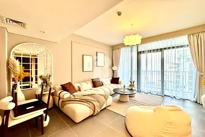 FULLY FURNISHED | STUNNING CREEK VIEWS | LUXURIOUS