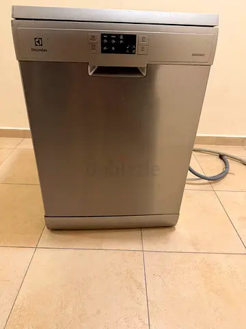 Stainless Steel Electrolux Freestanding Dishwasher - Working Condition