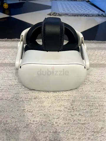 Oculus quest 2 with accessories