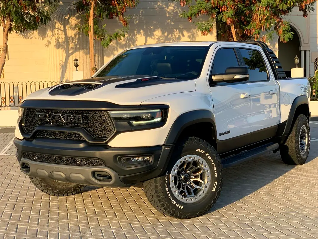 Dodge Ram 2022 — photo 1 of 20