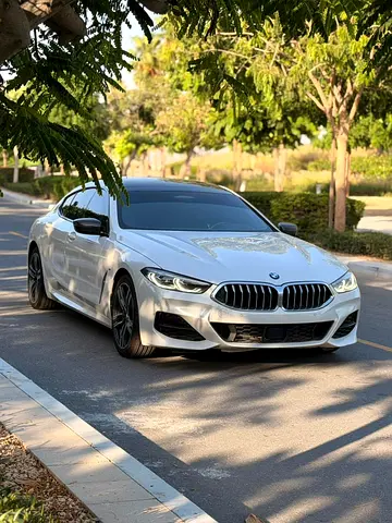 BMW 8-Series 840i 2020 GCC Specs