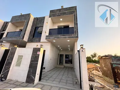 بسعر مميز وشامل الرسوم وبقسط شهرى 5500 درهم تملك فيلا 3 غرف نوم تشطيب مميز وقريب جميع الخدمات