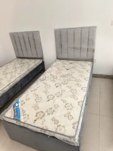 Hi available single bed with matters brand new
