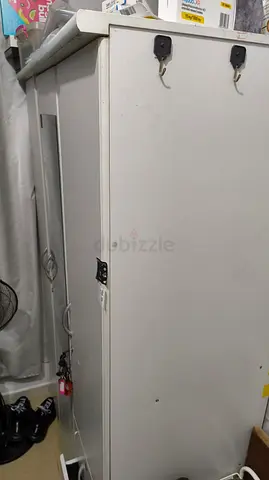 Cabinet with 2Door pickup before end of month