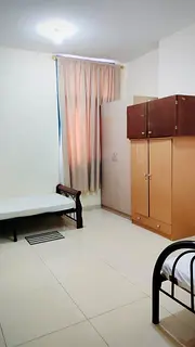 BED SPACE IN SHABIA 12