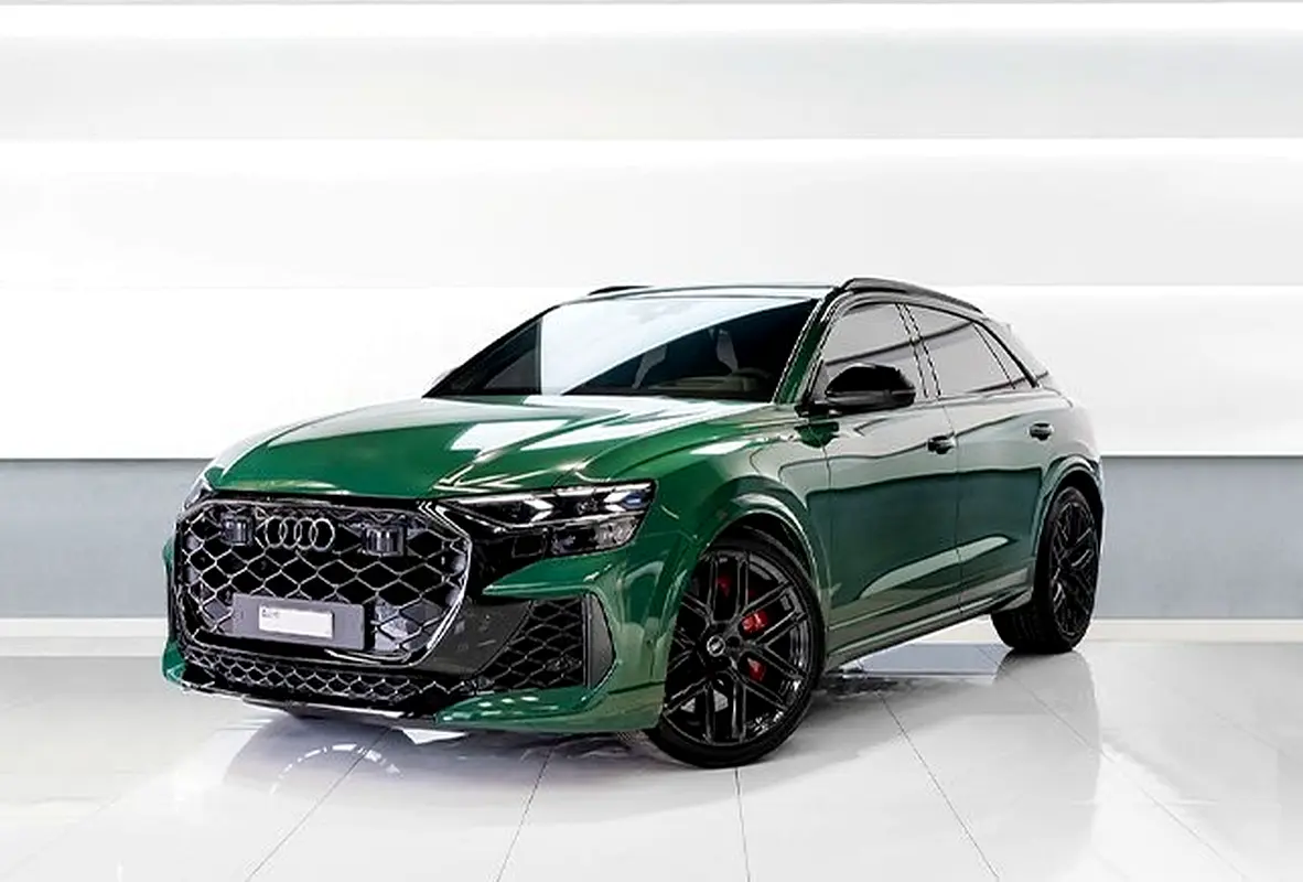 Audi RS Q8 2025 — photo 1 of 7