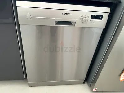 Siemens stainless steel built-in dishwasher - good working condition