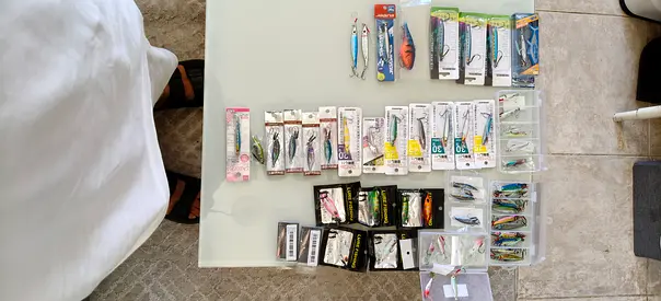 Assorted fishing lures and tackle - mixed pack, good condition