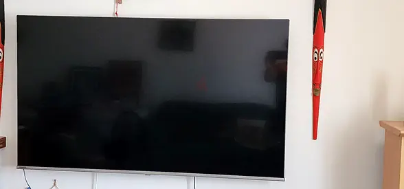 TOSHIBA 55 Smart LED TV - Good Condition, Wall Mounted