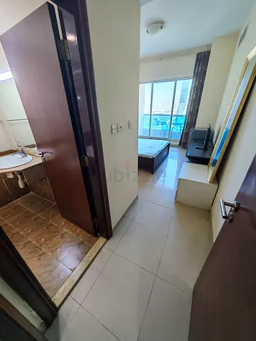 JLT MASTER ROOM WITH BALCONY FOR RENT