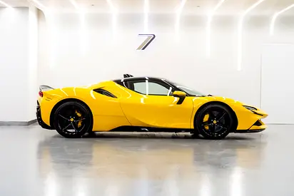 2022 Ferrari SF90 STRADALE 缩略图 3