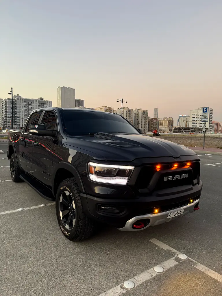 Dodge Ram 2019 — photo 1 of 15