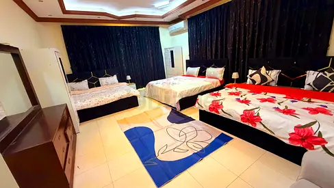 Luxury Big Family Room in Villa With Free Parking