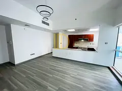 Near Metro I Chiller Free | Fully Equipped Kitchen