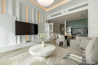 Beautifully Furnished and Upgraded | Brand New