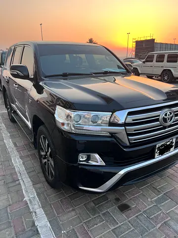 Toyota Land Cruiser VXR 2016 GCC Specs
