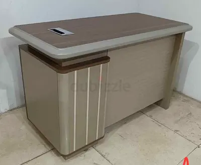 Modern executive office desk - beige
