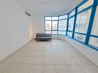 NO DEPOSIT LIKE A NEW BUILDING 1BHK HUGE HALL NEAR TO BUS STOP