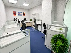 VACANT SEPTEMBER | CLOSE TO METRO | 5-6 SEATS