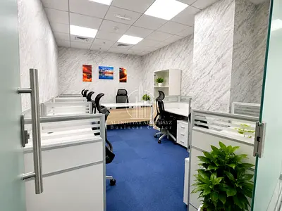 VACANT SEPTEMBER | CLOSE TO METRO | 5-6 SEATS