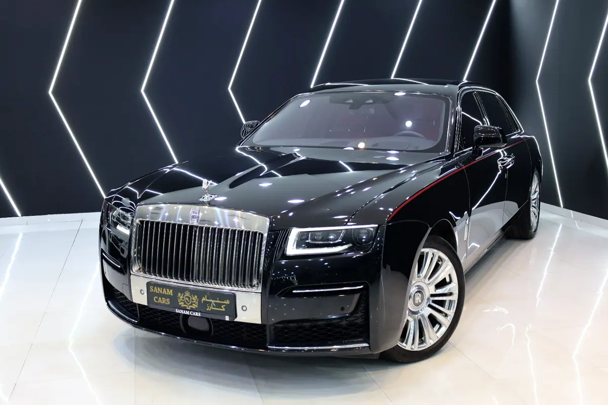 Rolls-Royce Ghost 2022 — photo 1 of 18