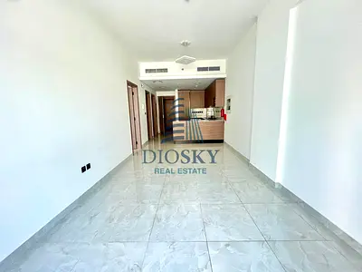 Spacious + Study Room | High Finishing | Vacant