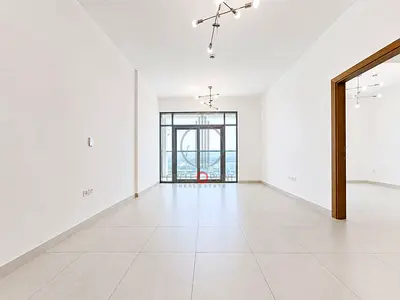 Luxury 2BR with Huge Balcony | 1 Month Free | Vacant & Ready to Move