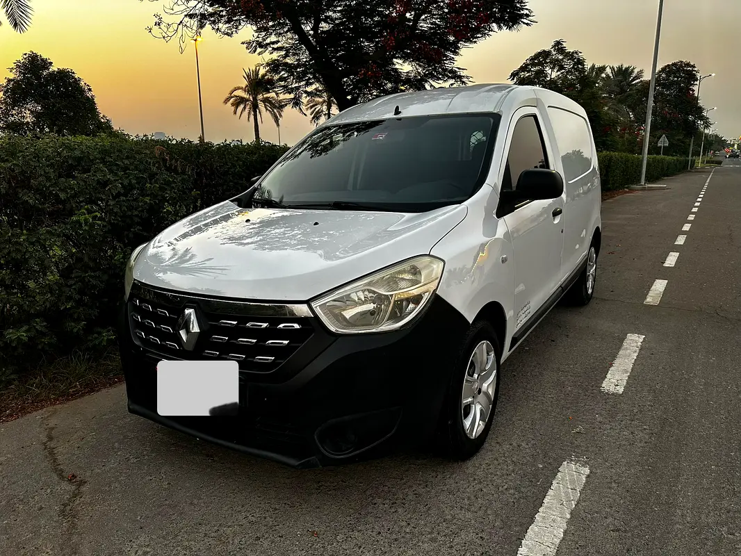 Renault Dokker 2018 — photo 1 of 9