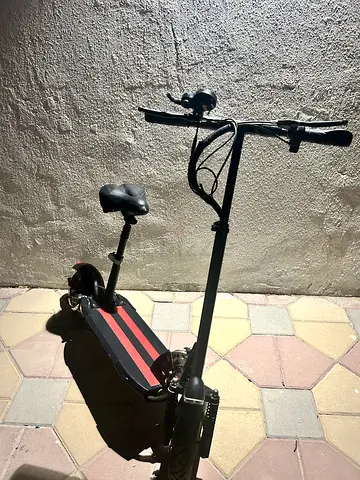 Electric scooter