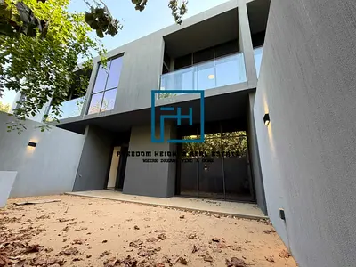 4BED | SINGLE ROW | DIRECT ACCESS TO KIDS PLAY AREA