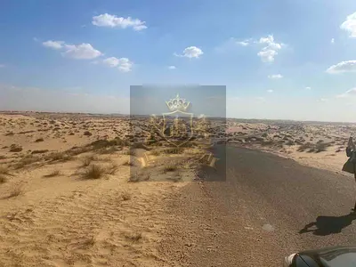 للبيع بالشارقة منطقة الصجعة ارض صناعية مساحة 10000 قدم مربع تصريح مستودع اقساط كاملة تملك حر جميع الجنسيات العربية
